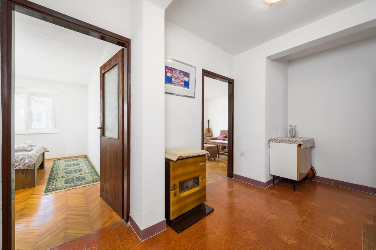 House With Apartments Mila أوماغ المظهر الخارجي الصورة